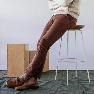 Like new Taylor Stitch Morse Pant in Mahohony Slub 36 tagged